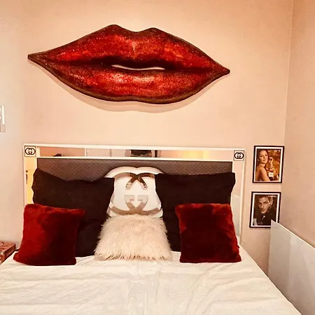 Romantique Avec Jacuzzi * Thorigny-sur-Marne