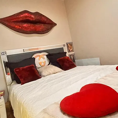 Romantique Avec Jacuzzi Apartman *